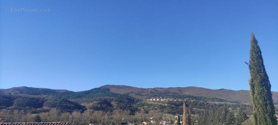 Terrain à MALIJAI