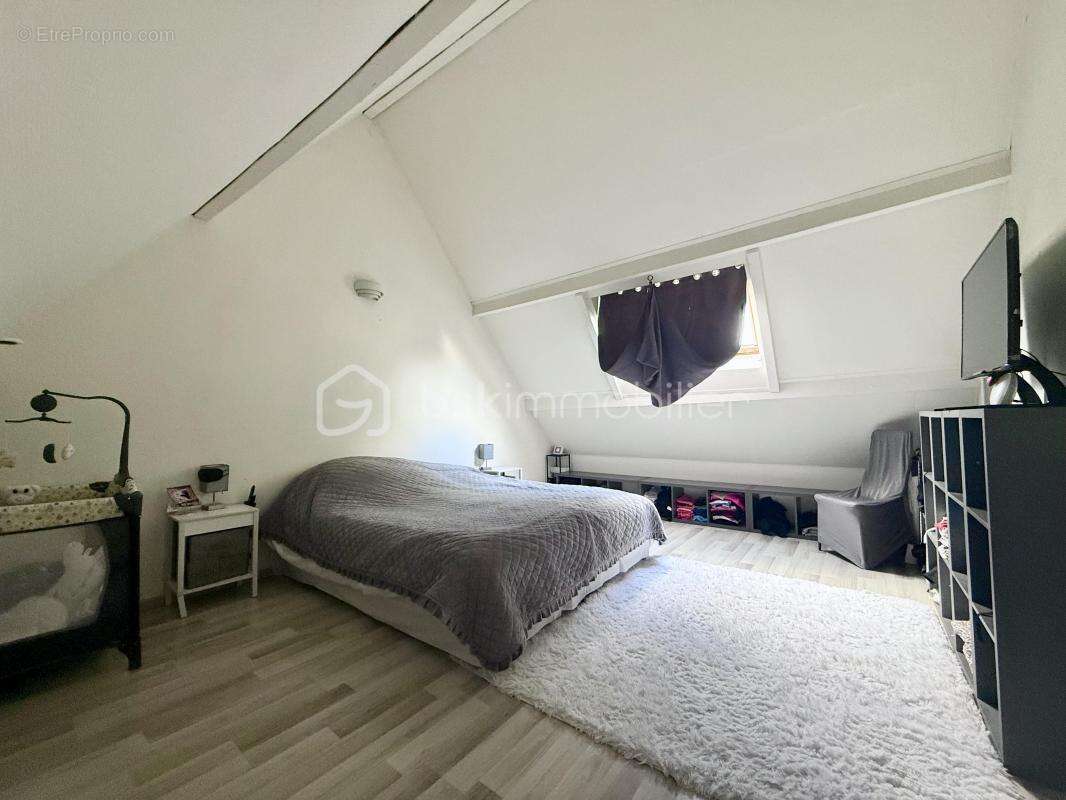 Rare sur le secteur : maison avec 2 chambres en RDC et sous-sol total - photo 12