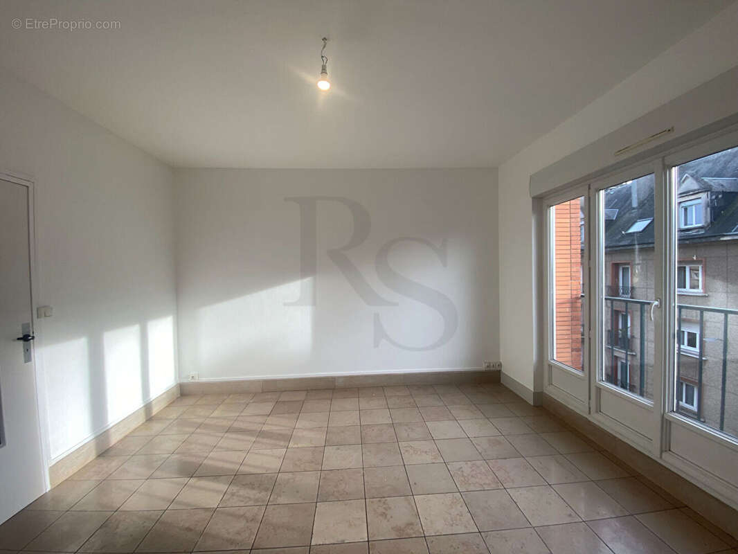 Appartement à FLERS