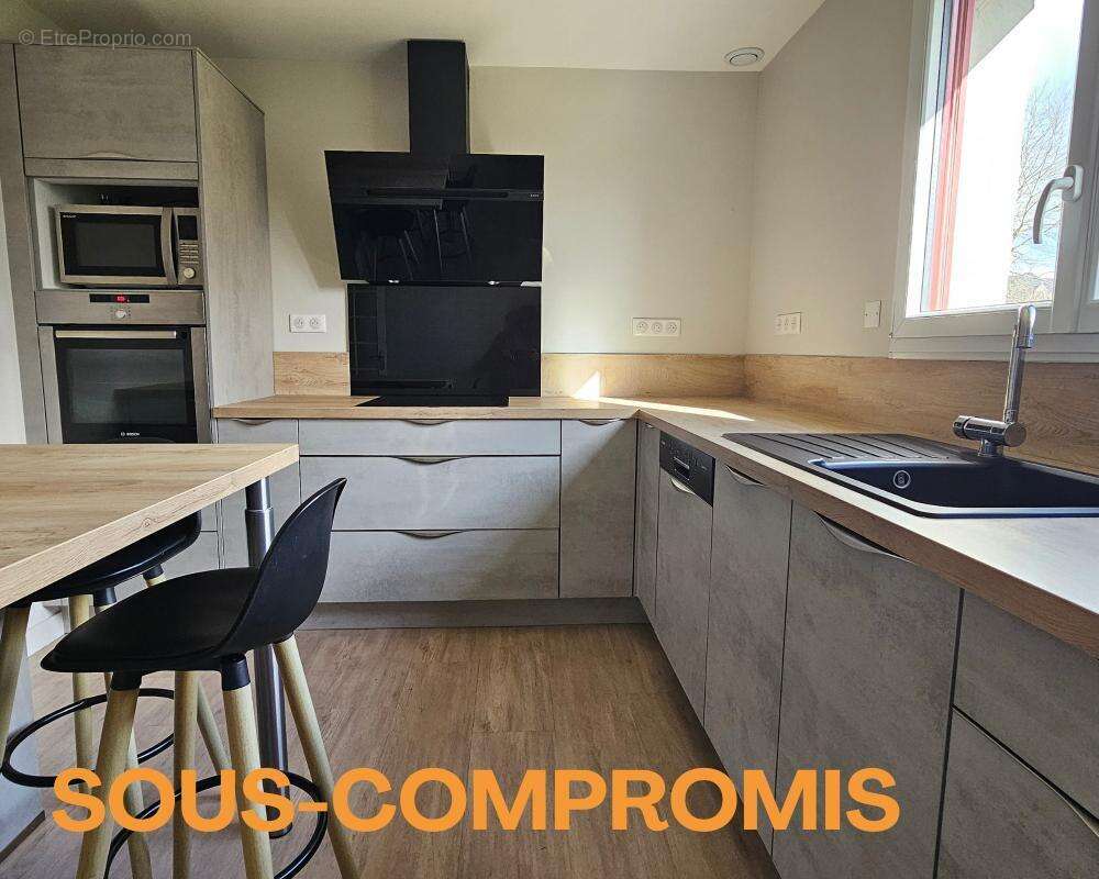 Maison à CAMARET-SUR-MER