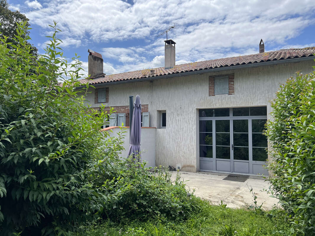 Maison à FINHAN