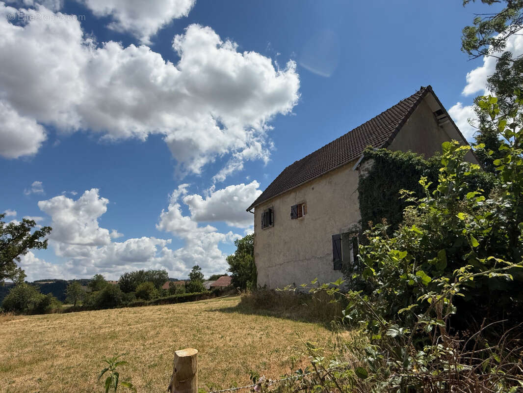 Auv 1224 : Maison en pierres, garage, vue superbe, 822m2 - photo 20