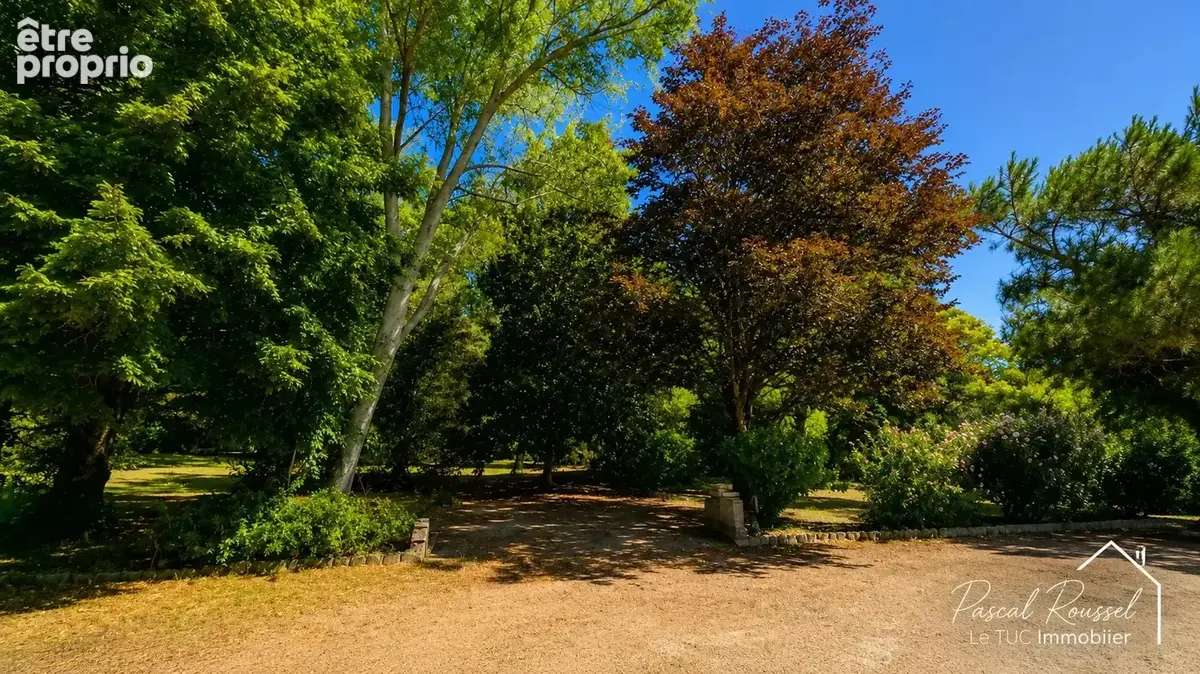 LONGERE DE CARACTERE-270 m2-3,5 hectares de bois-Dépendances - photo 10