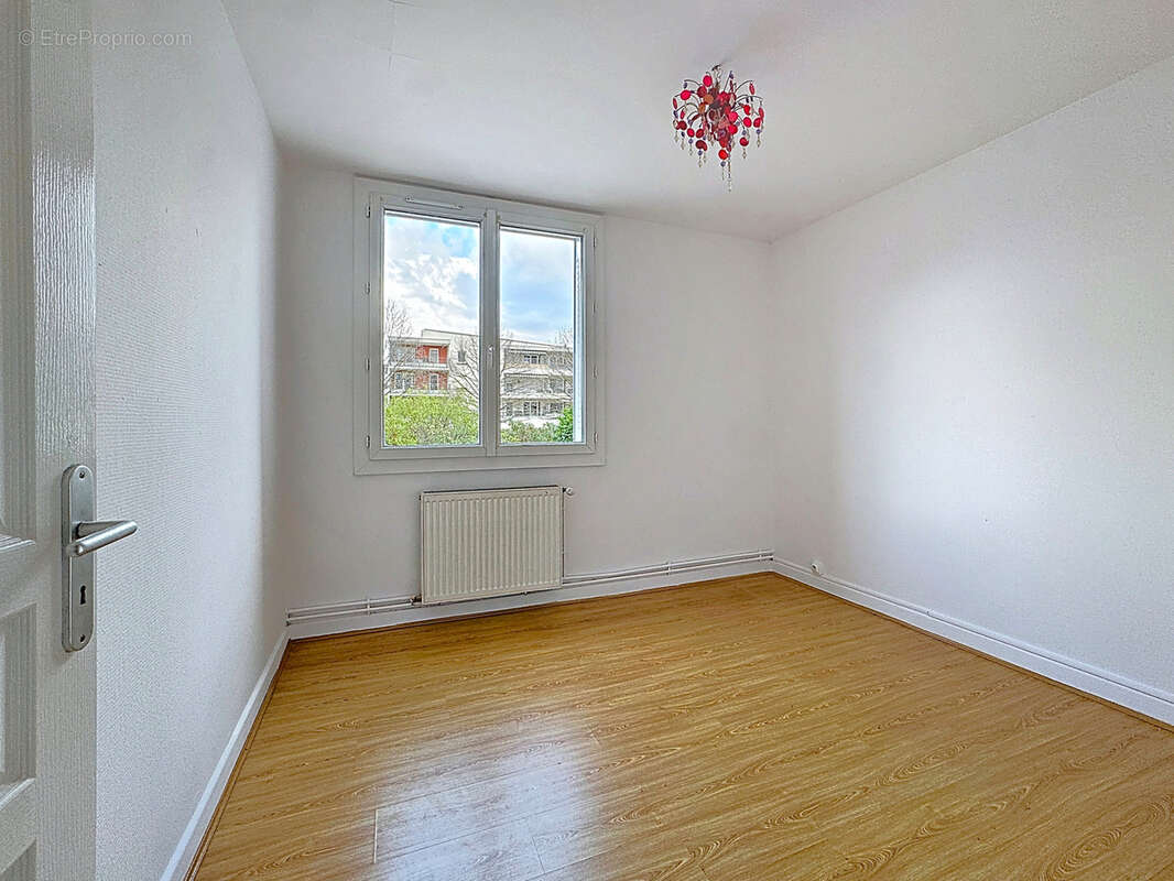 Appartement à SAINT-MARTIN-D'HERES