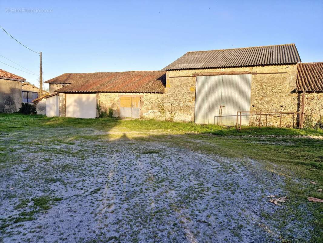 Maison à LAGEON