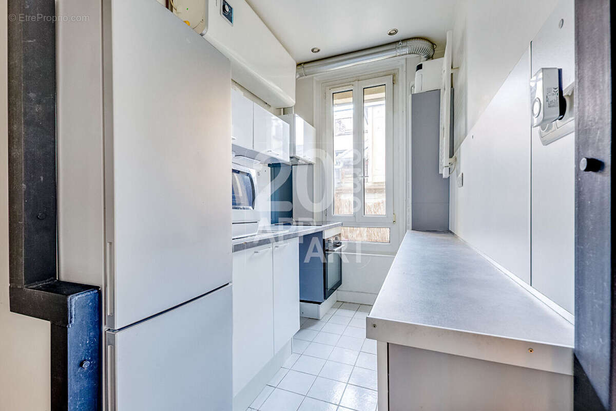 Appartement à PARIS-20E
