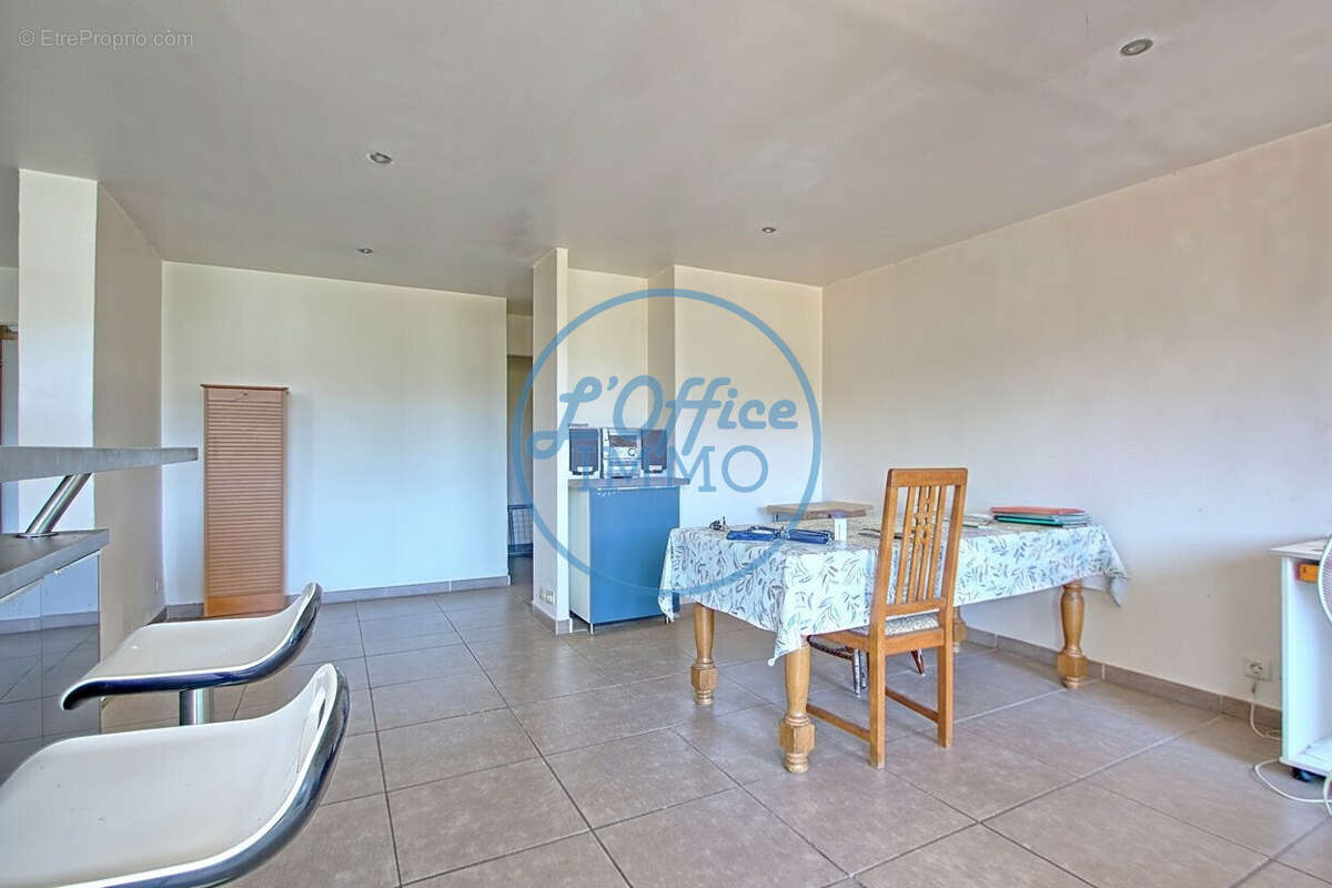 Appartement 87 m² à La Valette-Du-Var  - photo 6