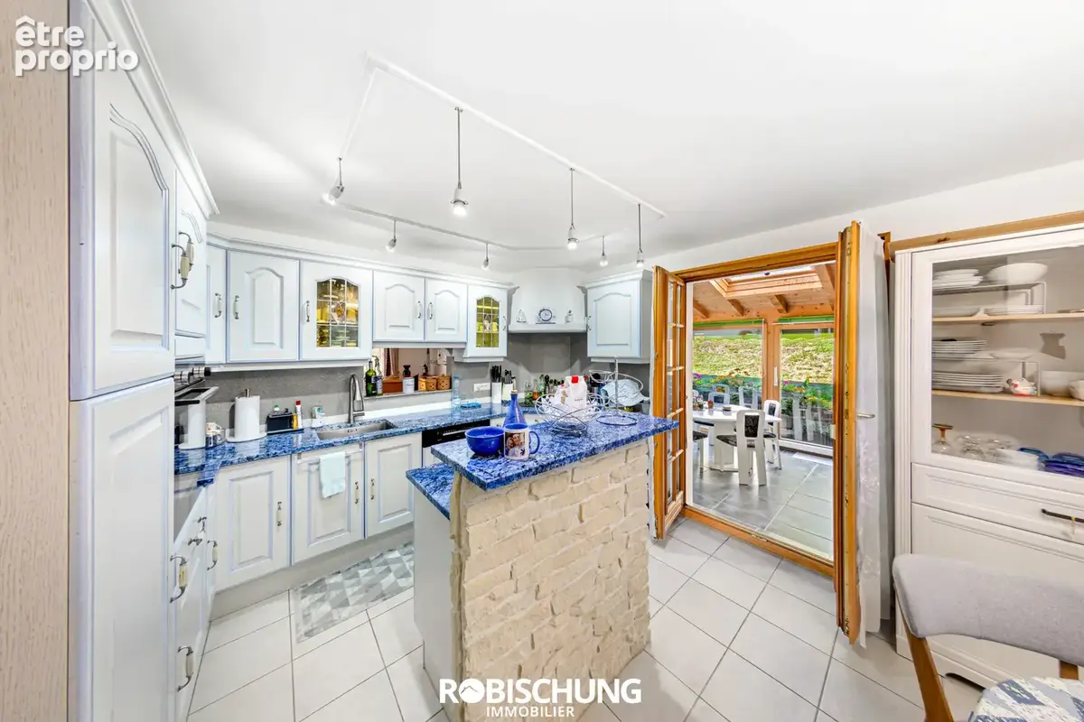 UEBERSTRASS : Superbe maison de 130 m2 sur 18 ares de terrain - photo 3