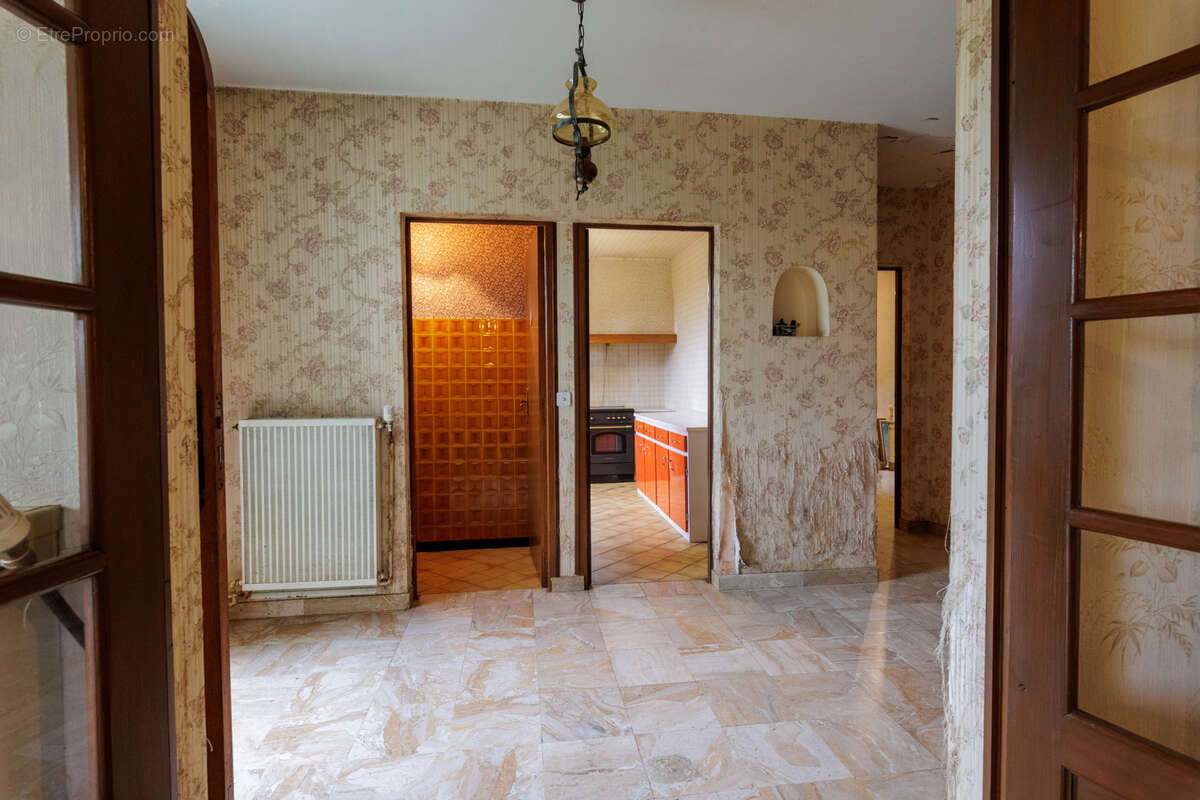 Maison à SAINT-PREST