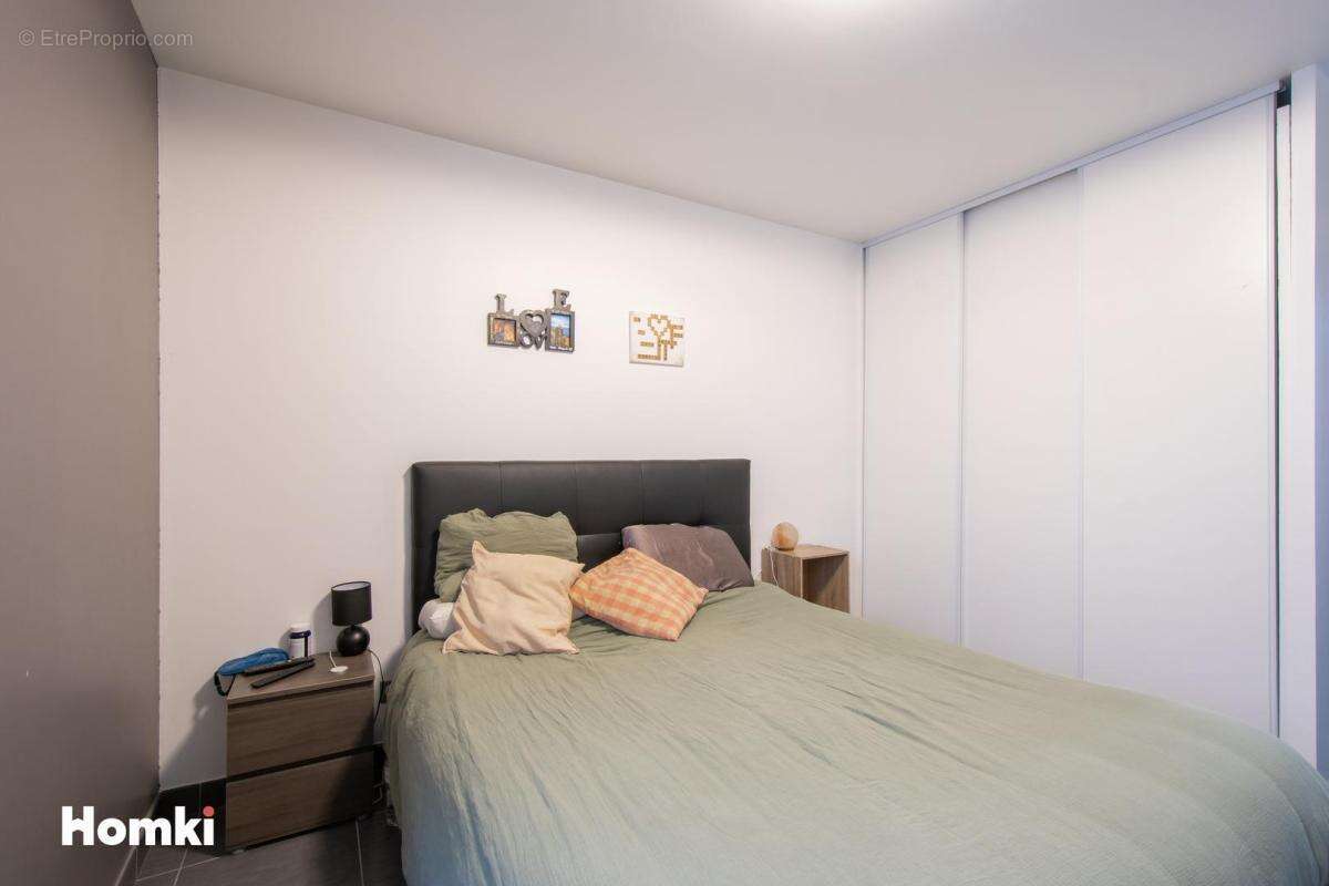 Appartement à JUVIGNAC