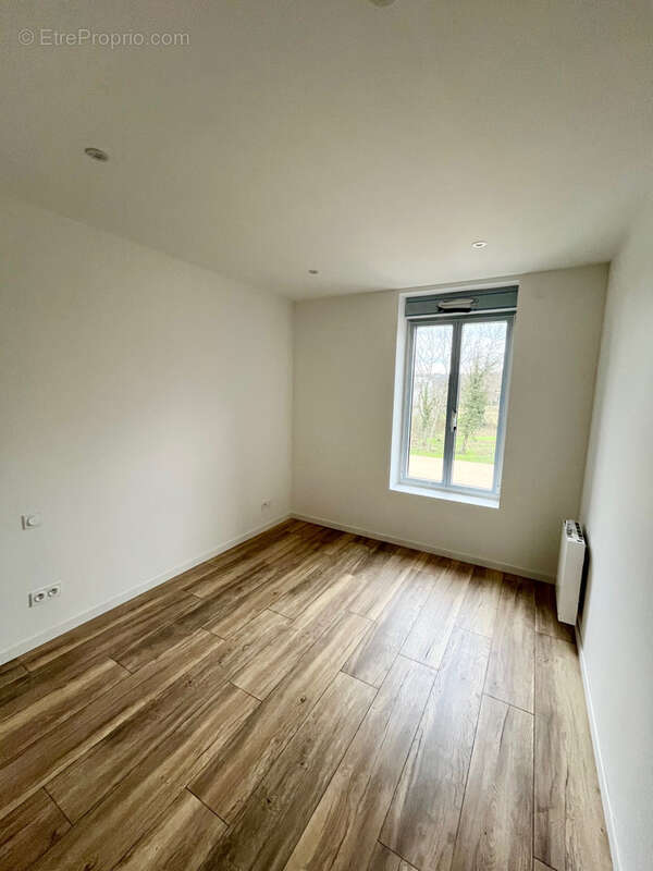 Appartement à SEREZIN-DU-RHONE