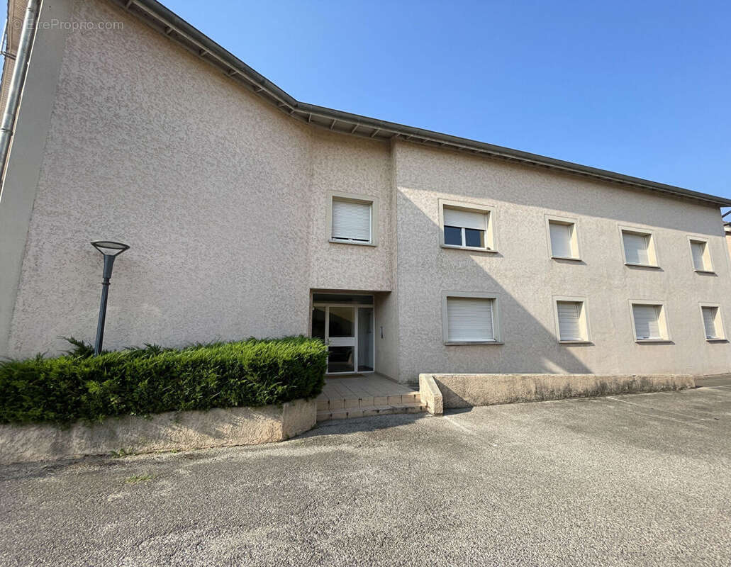 Appartement 32m² à janneyrias - photo 10