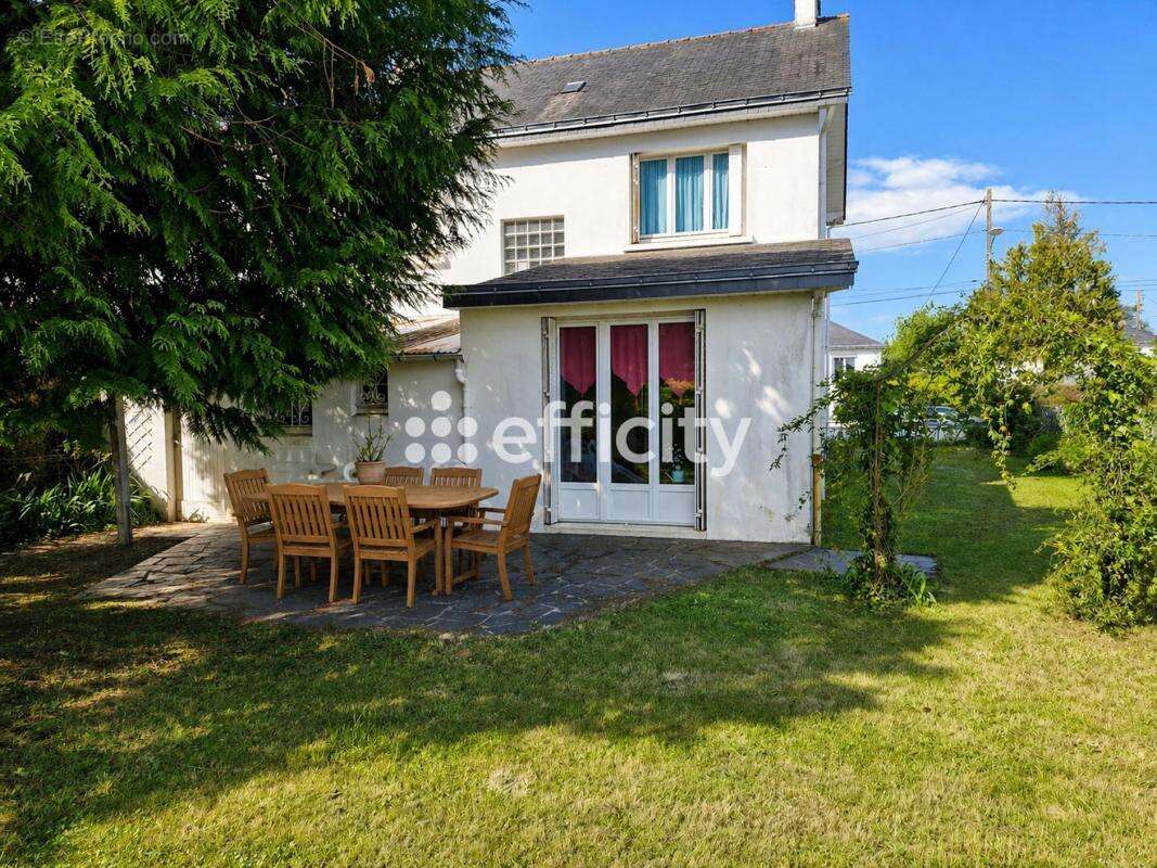 Maison à LA CHAPELLE-SUR-ERDRE