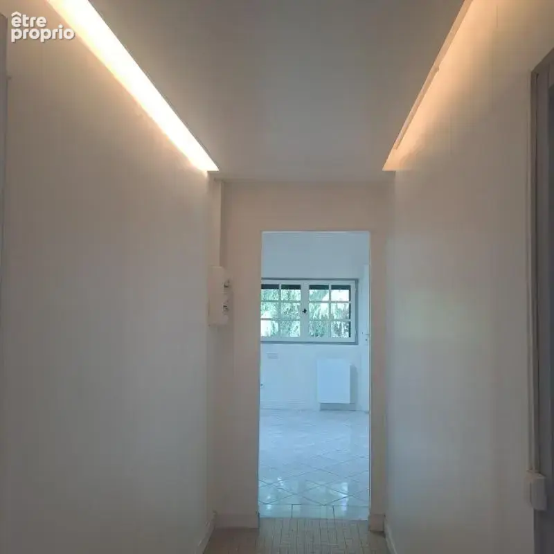 Appartement T3 Rénové à Nay - photo 5