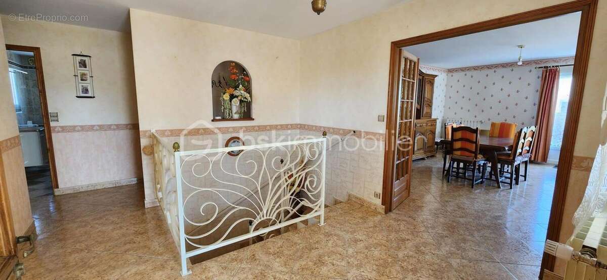 Maison 5 pieces 149 m2, sous-sol de 125 m2 sur terrain de 1300 m2 - photo 16