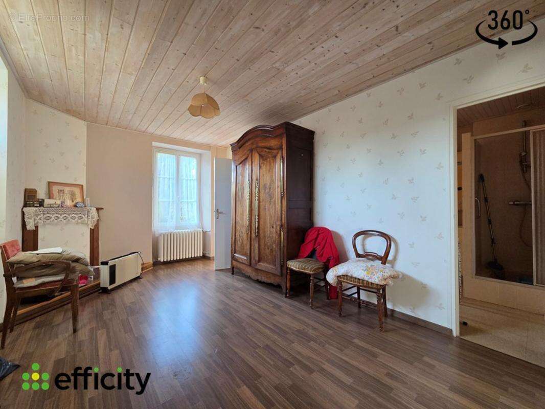 Maison à SAINT-PIERRE-DE-PLESGUEN