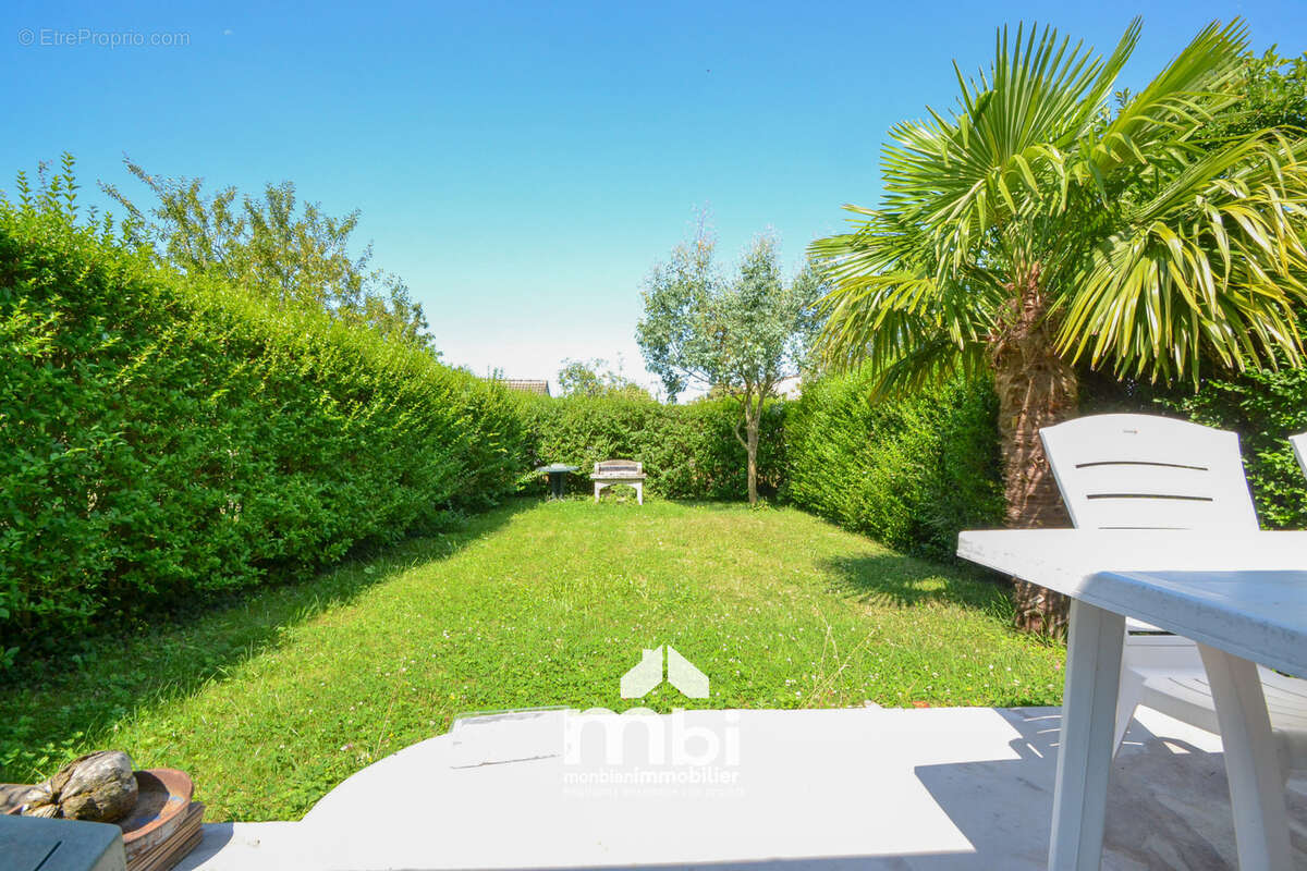 Maison à MARLY-LA-VILLE