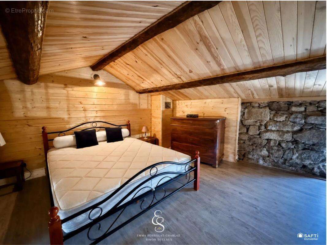 Maison de 5 pièces de 132 m² à Quintenas - photo 7