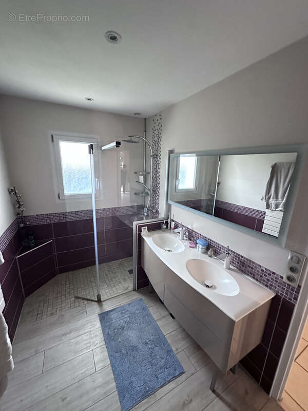 Maison à LES SORINIERES