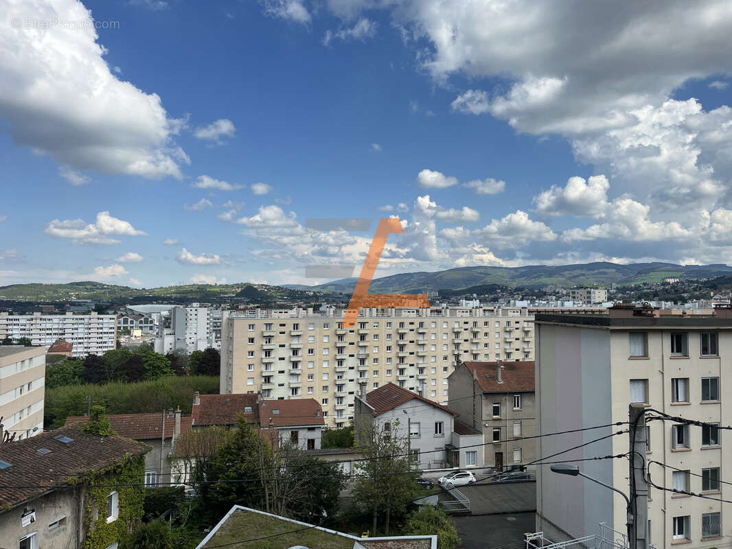 Appartement à SAINT-ETIENNE