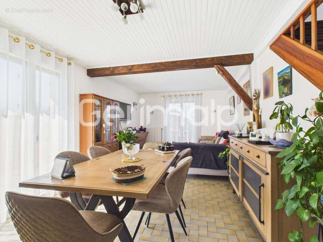 Maison à ALBY-SUR-CHERAN