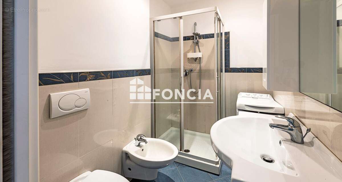 Appartement à ROQUEBRUNE-CAP-MARTIN