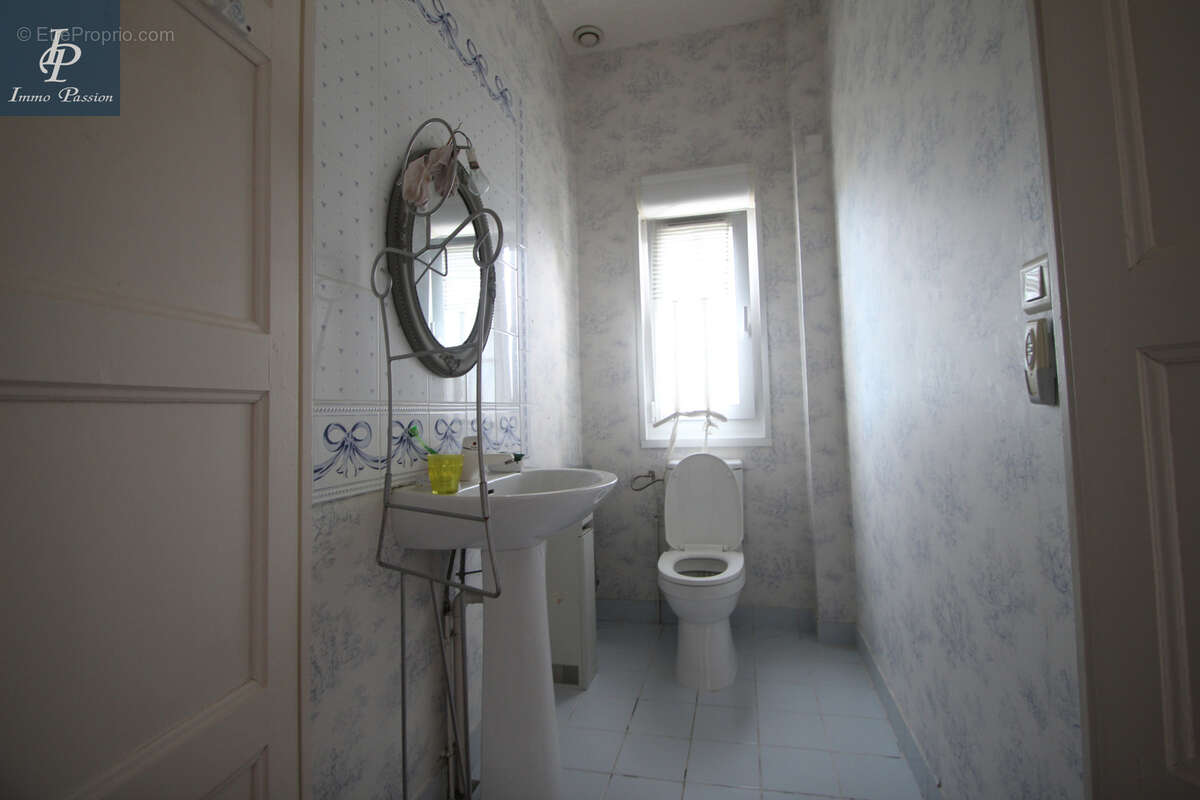 Maison à COMBLANCHIEN