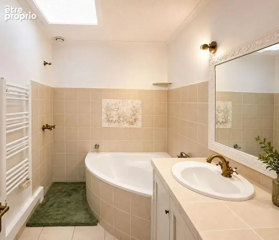 À Vendre à Saint Bonnet du Gard - Maison de village 84m² - 2 chambres - cour - photo 5