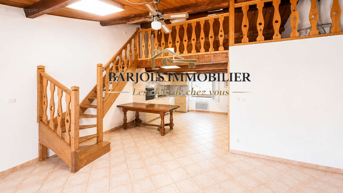 Appartement à BARJOLS