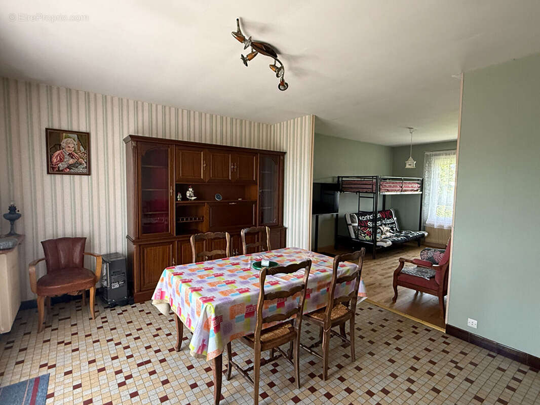 Maison à NOUVION-SUR-MEUSE
