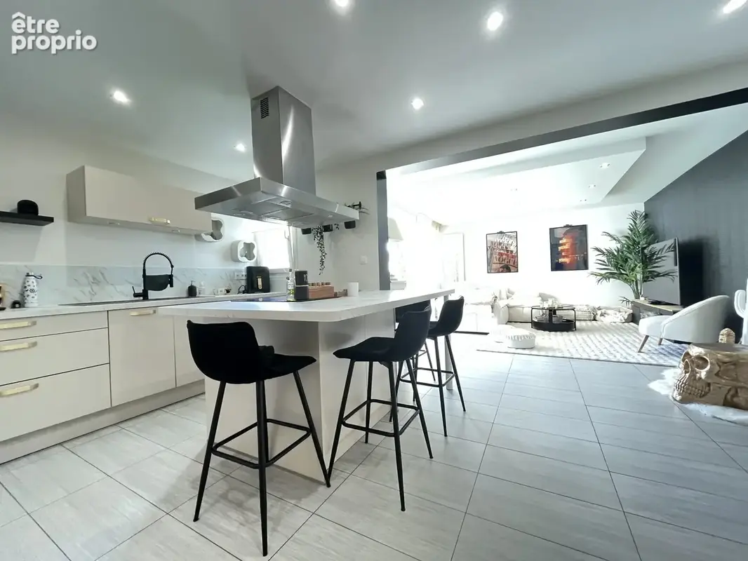 Appartement 4 pièces 80 m² à vendre à Angers (49000) - photo 3