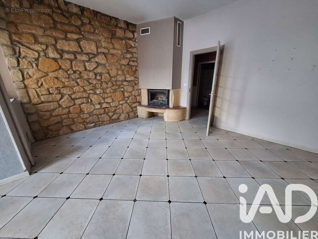 Photo 7 - Maison à VOUZIERS