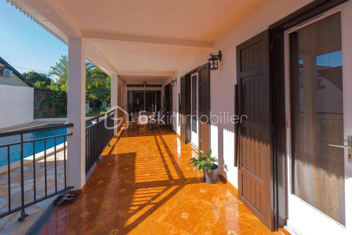 À vendre - Maison à Saint-Anne - photo 5