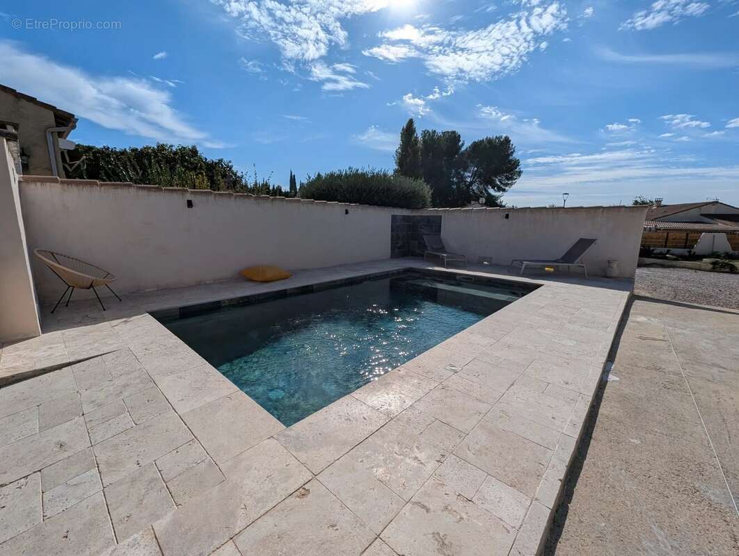 Maison à SAINT-GILLES