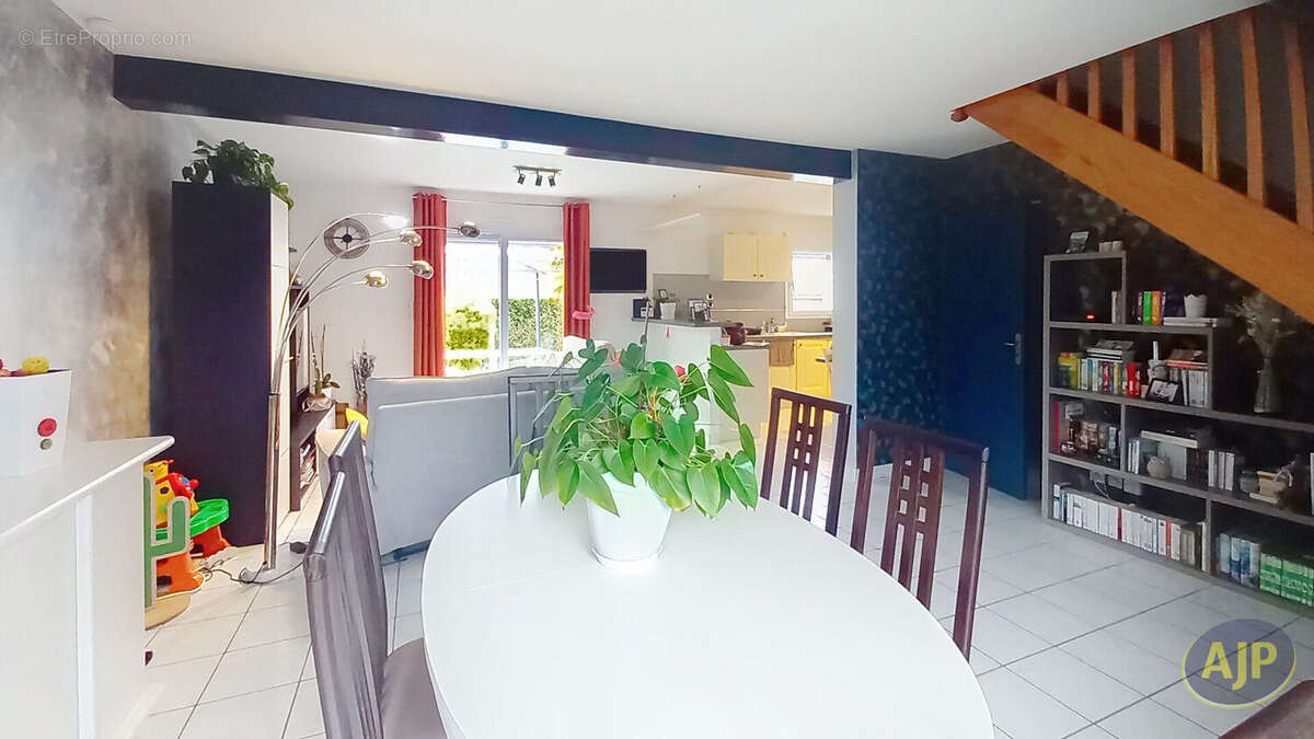 Maison à LA MEILLERAYE-DE-BRETAGNE