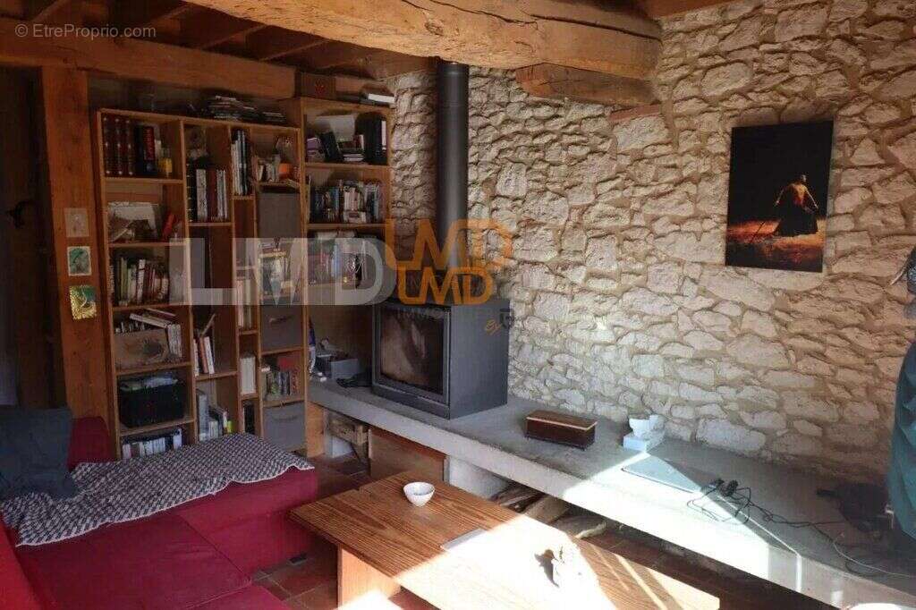 Maison  T4, jardin et dépendances - photo 22