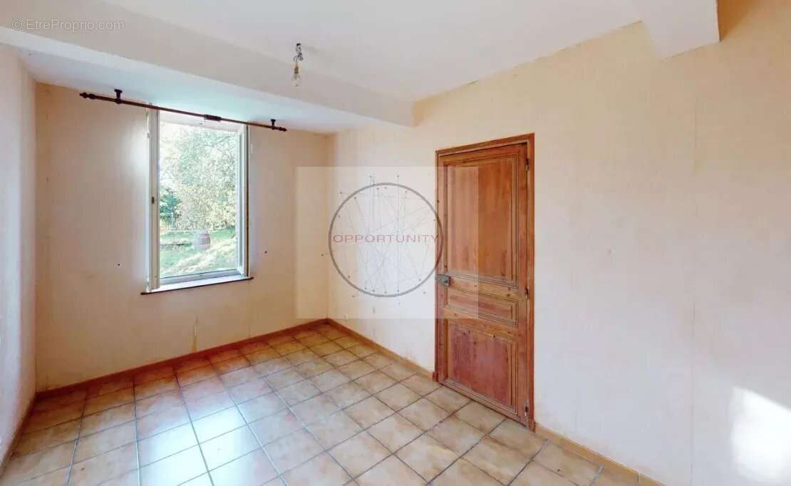 Maison 270 m² à Reynies  - photo 11
