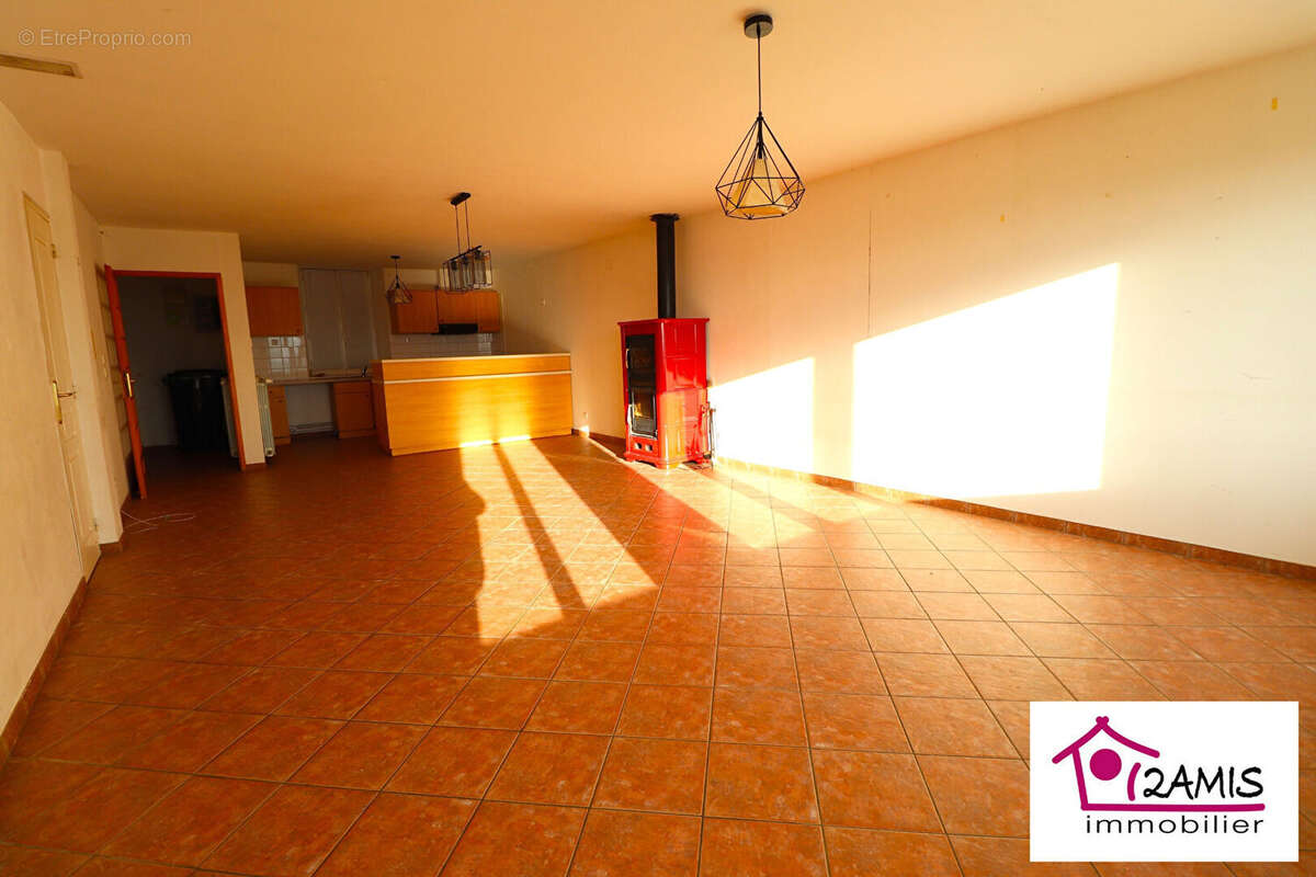 Maison à HOUDREVILLE