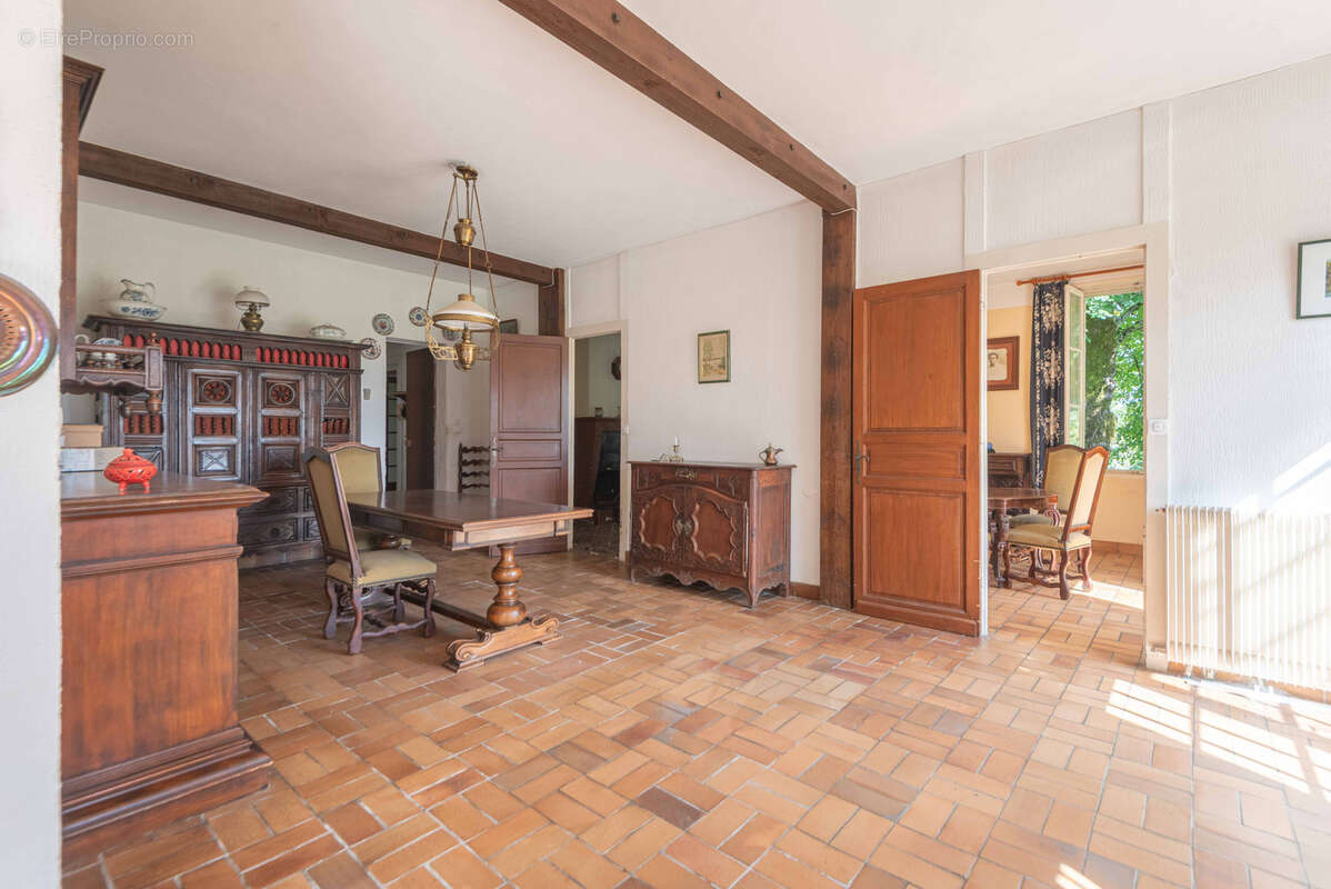 Maison à POMPIGNAC