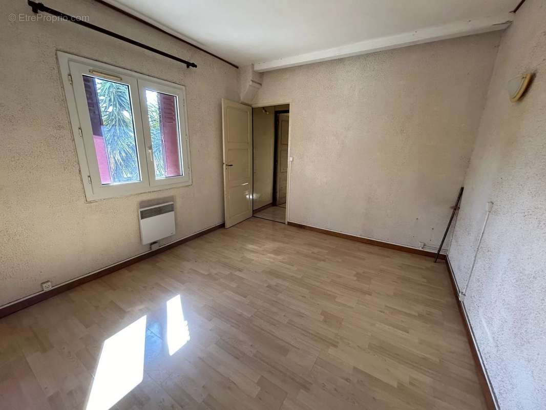 Maison à CUXAC-D&#039;AUDE