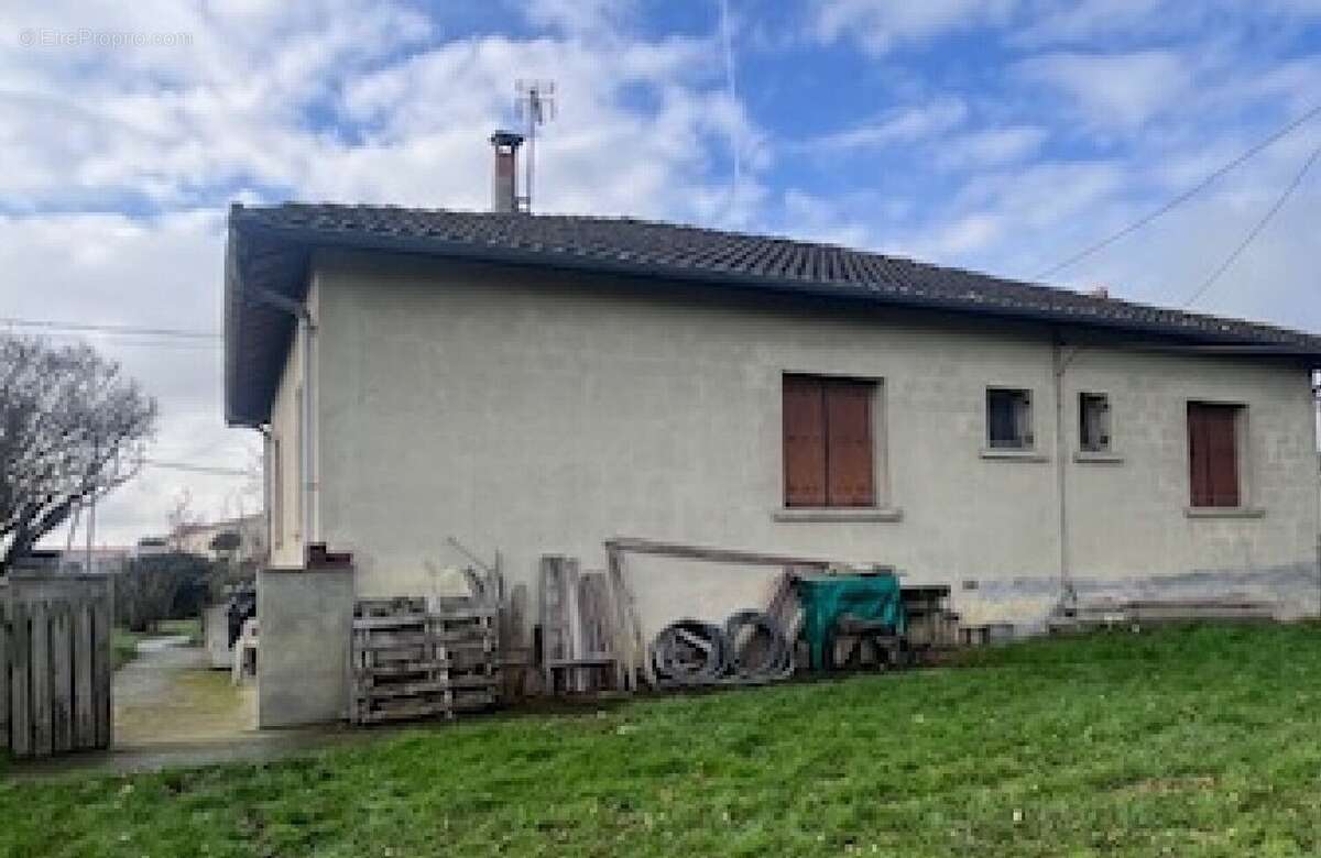 Maison à FONTENILLES