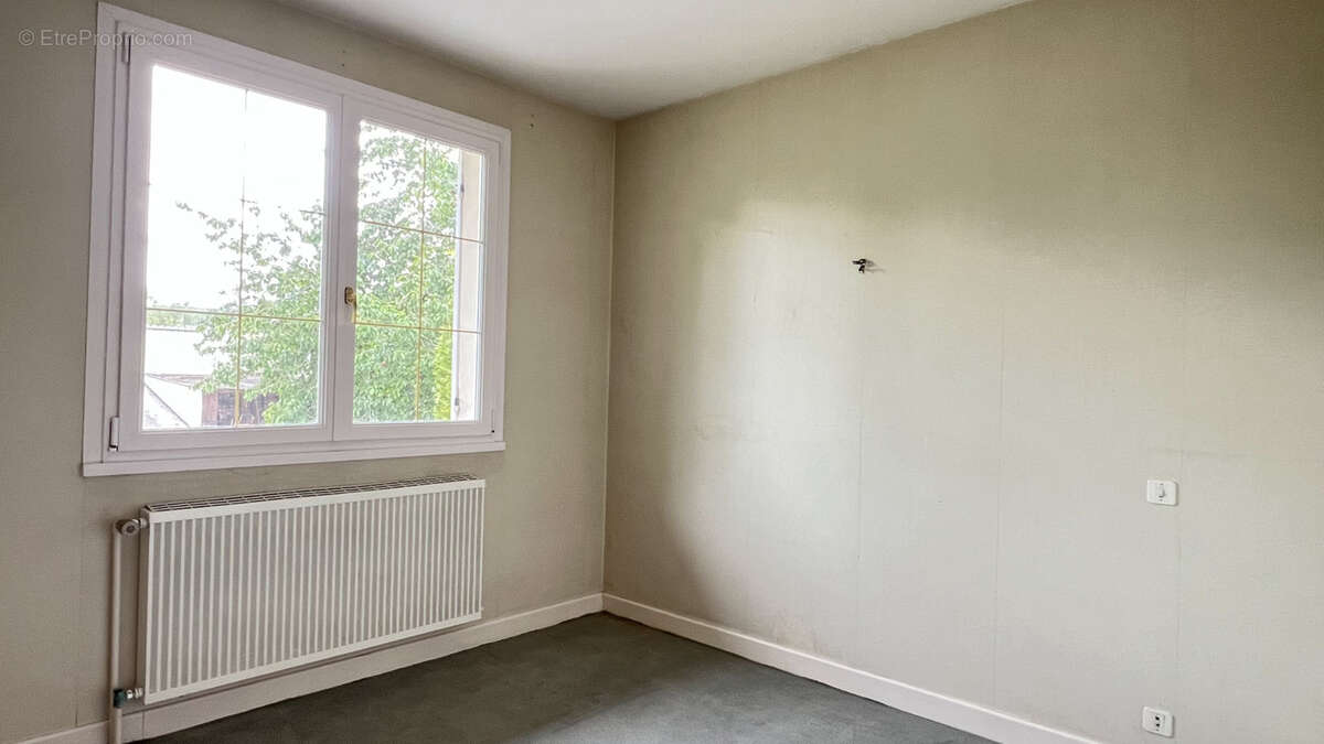 Maison à LADOIX-SERRIGNY