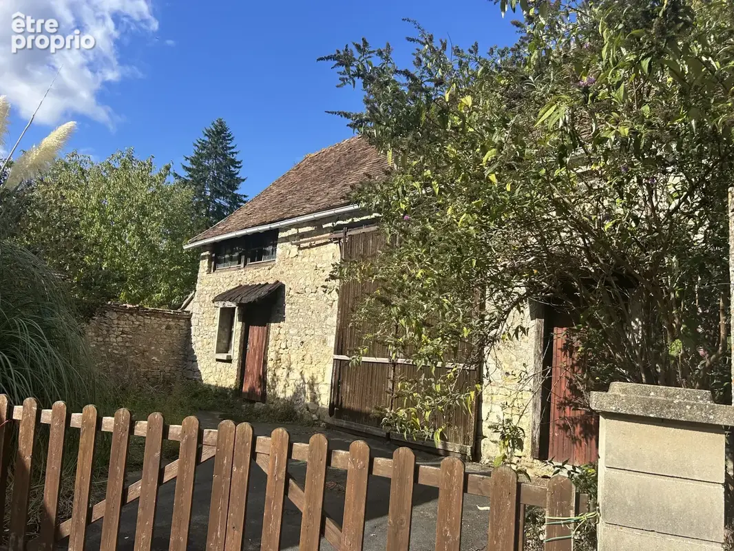 A VENDRE - Maison T4 avec jardin et grange à Bélâbre - photo 13