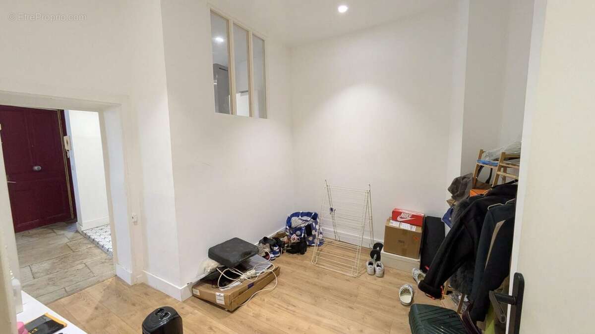 Chambre 2 - Appartement à MONTPELLIER