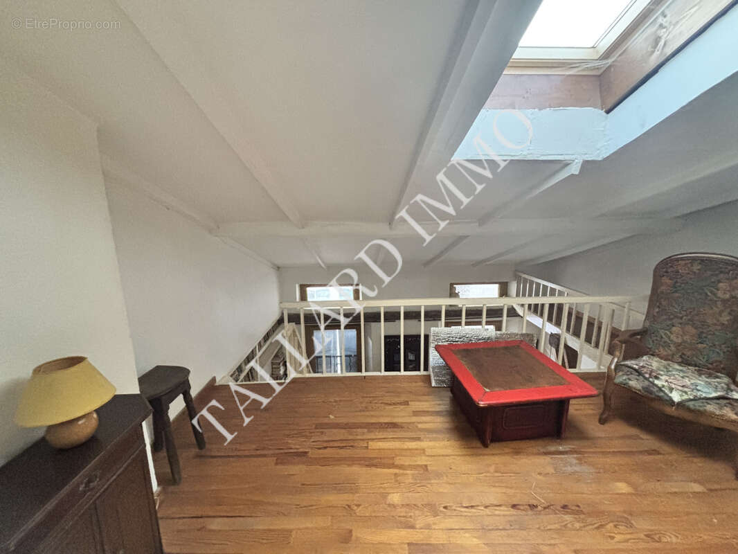 Appartement à TALLARD