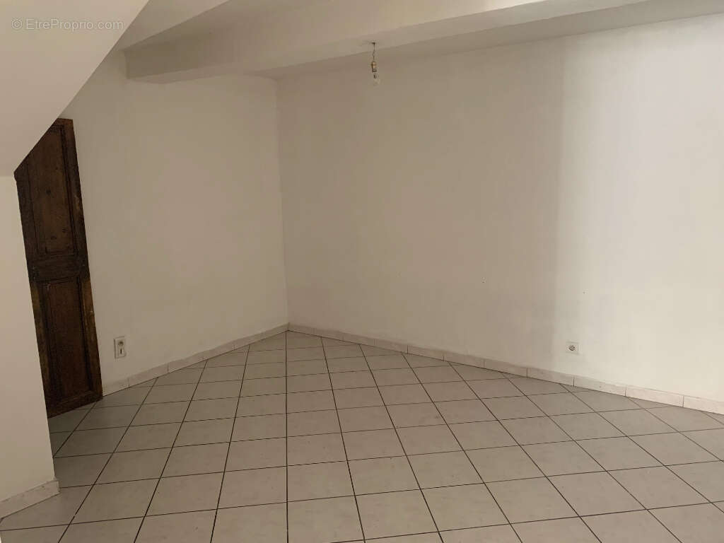 Les Milles - Appartement en RDC de type 2 - 55m² - photo 7