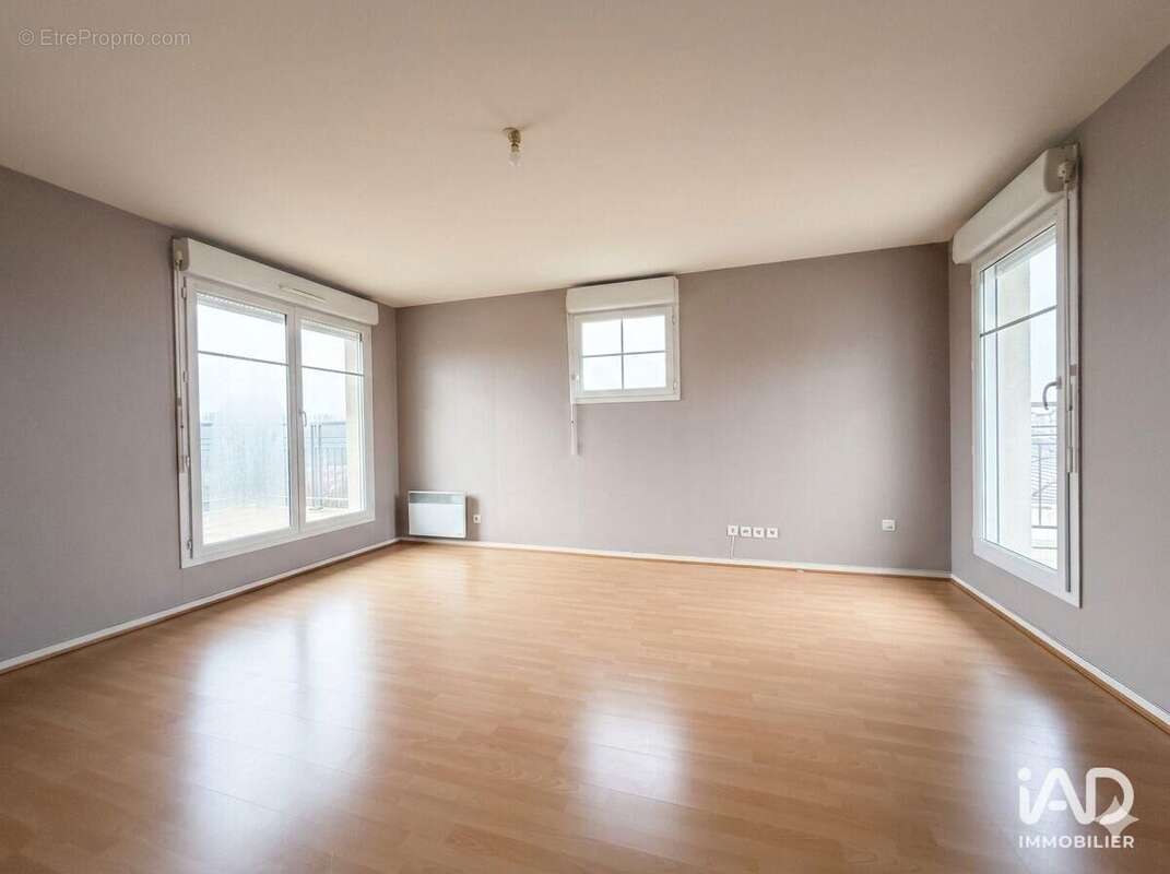 Photo 3 - Appartement à SAVIGNY-LE-TEMPLE