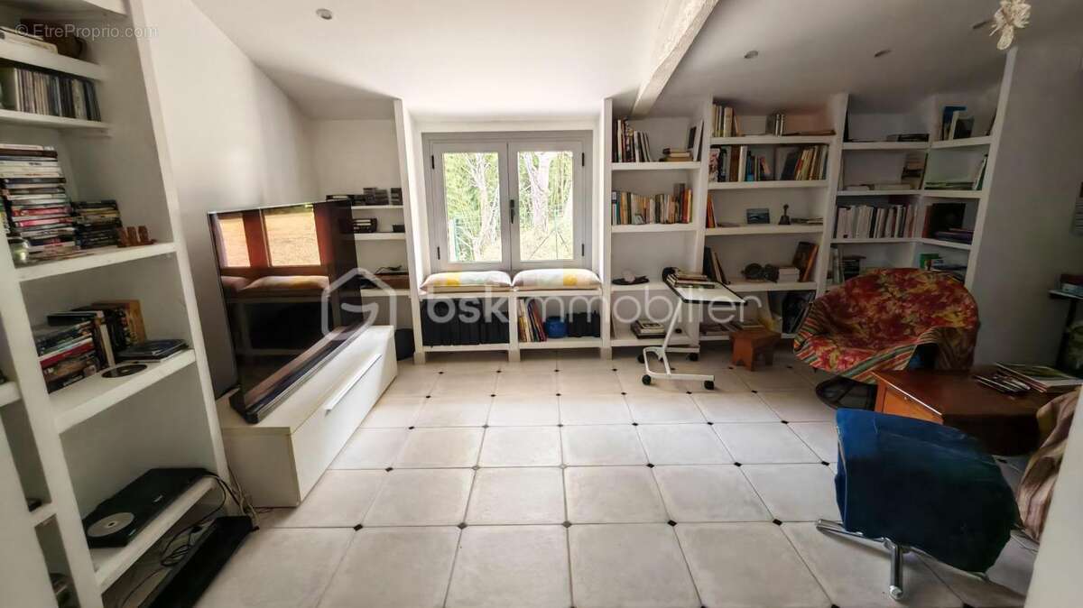 Exceptionnelle Ferme Landaise de 399 m² – Charme, Espace et Nature sur 6,7 hectares - photo 9