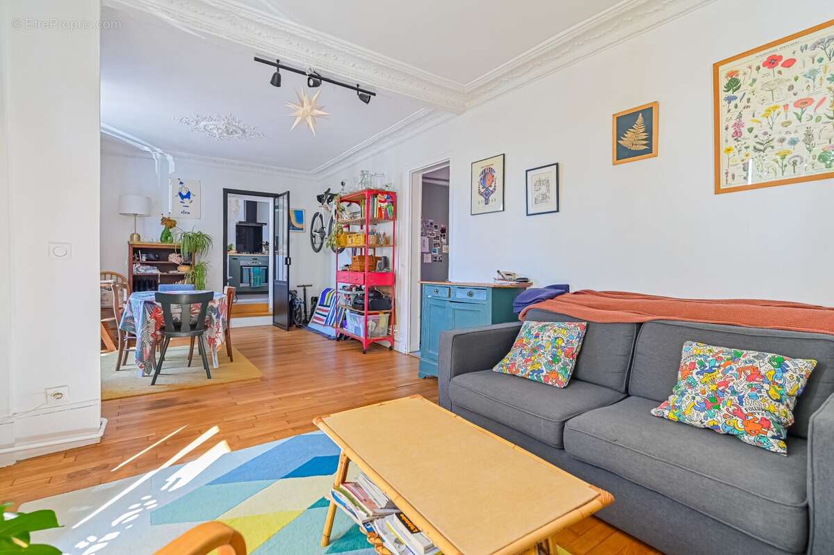 VIS_3041 - Appartement à LES LILAS