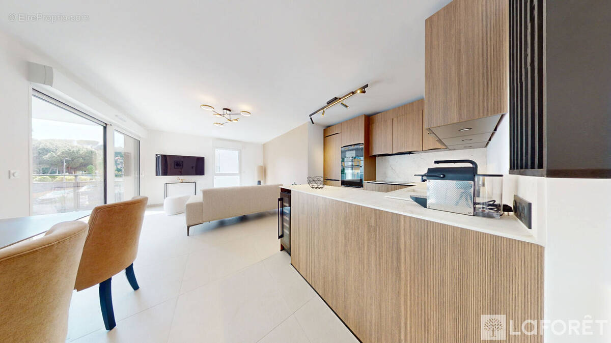 Appartement à FREJUS